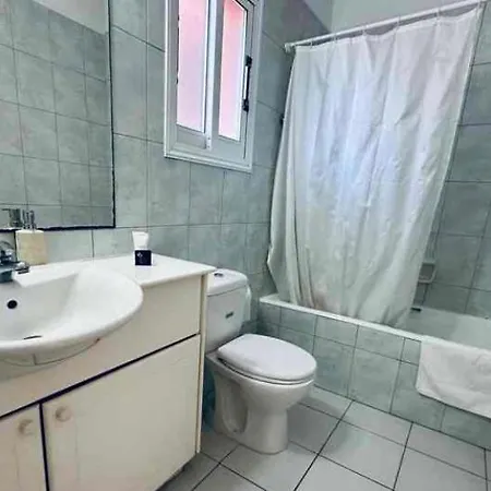 Limnaria Oasis 206 - 1 Bedroom Poolside And Retreat * Paphos